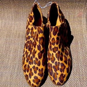 Old Navy Fun Cheetah Print Booties